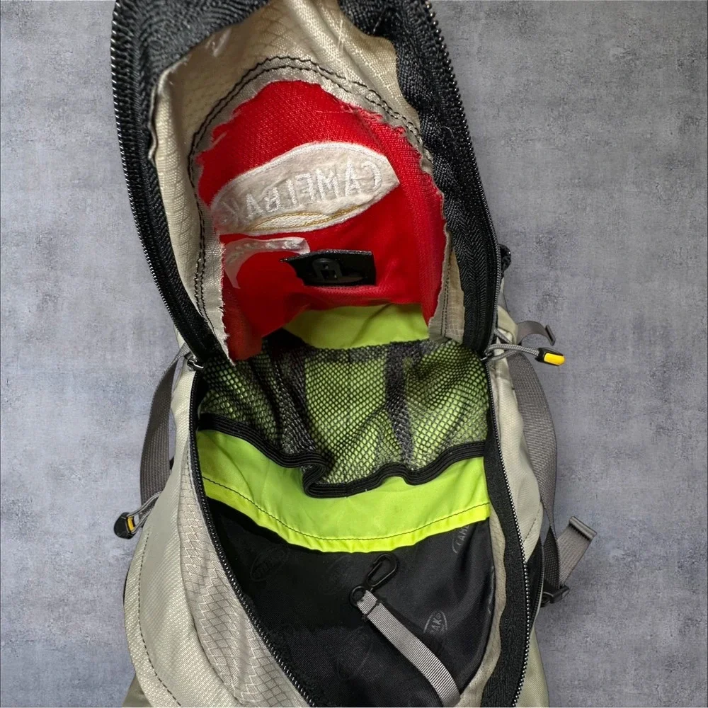 Camelbak H.A.W.G Hawg Backpack Hydration‎ Pack Omega Reservoir Gray/Red